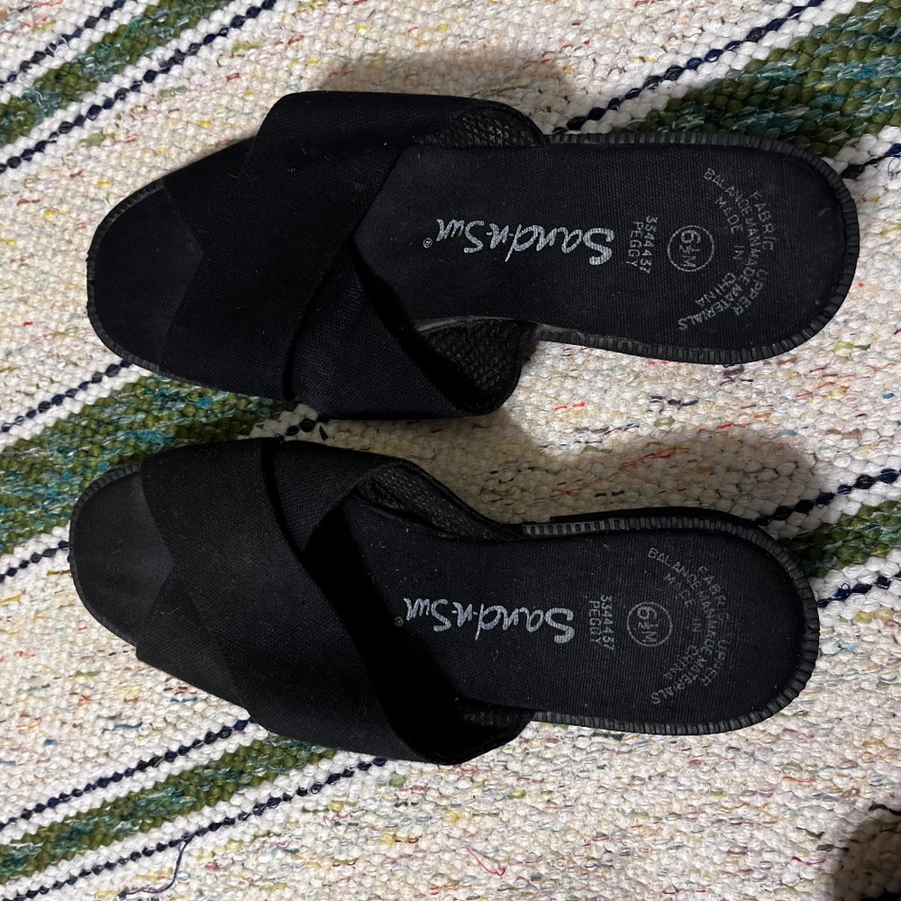 Sand n Sun Sandals size 6.5